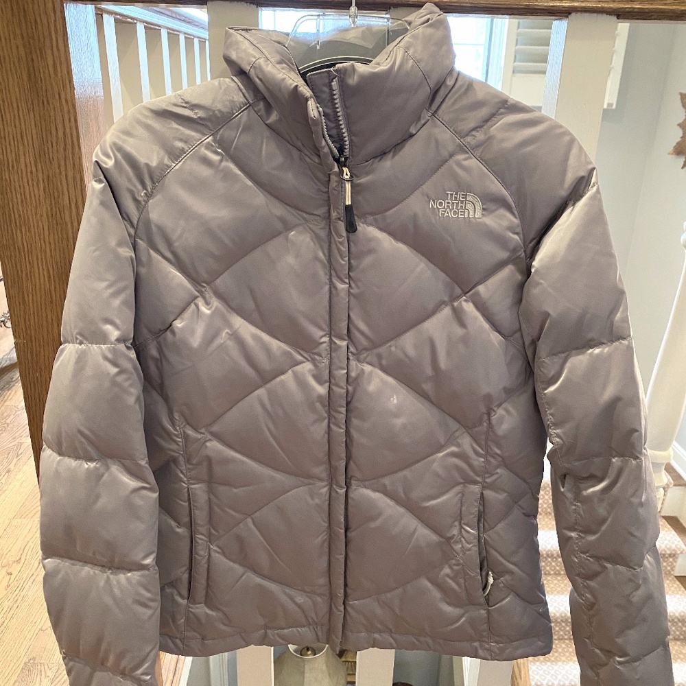 North Face women's silver puffer jacket sz small